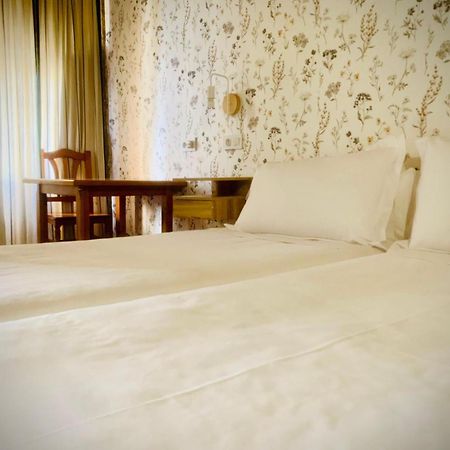 Hostal As Margaritas Santiago de Compostela Dış mekan fotoğraf