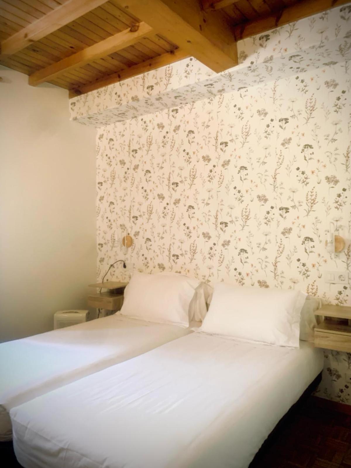 Hostal As Margaritas Santiago de Compostela Dış mekan fotoğraf